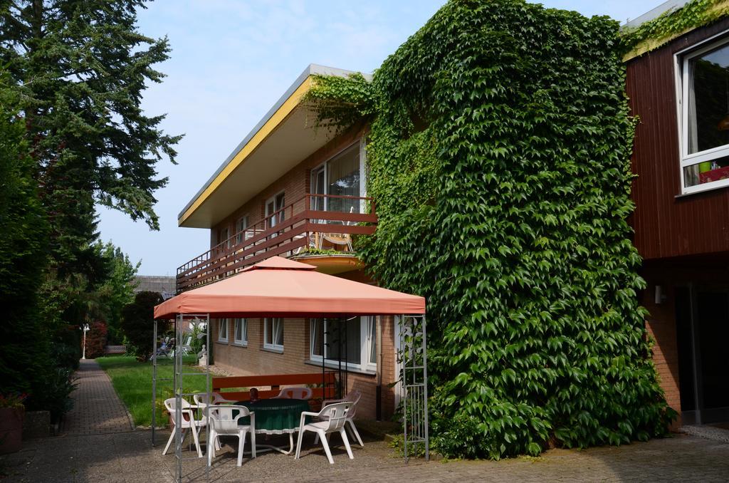 Haus Charlotte Hotel Bad Nenndorf Buitenkant foto